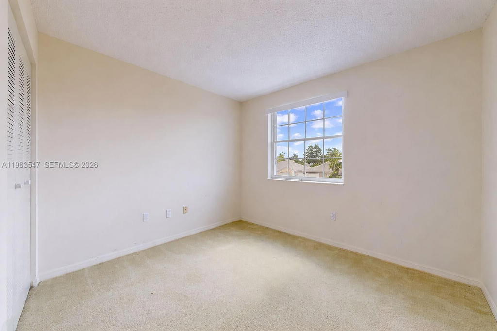 Real estate property located at 6322 112th Pl, Miami-dade, Coral Creek, Miami, FL