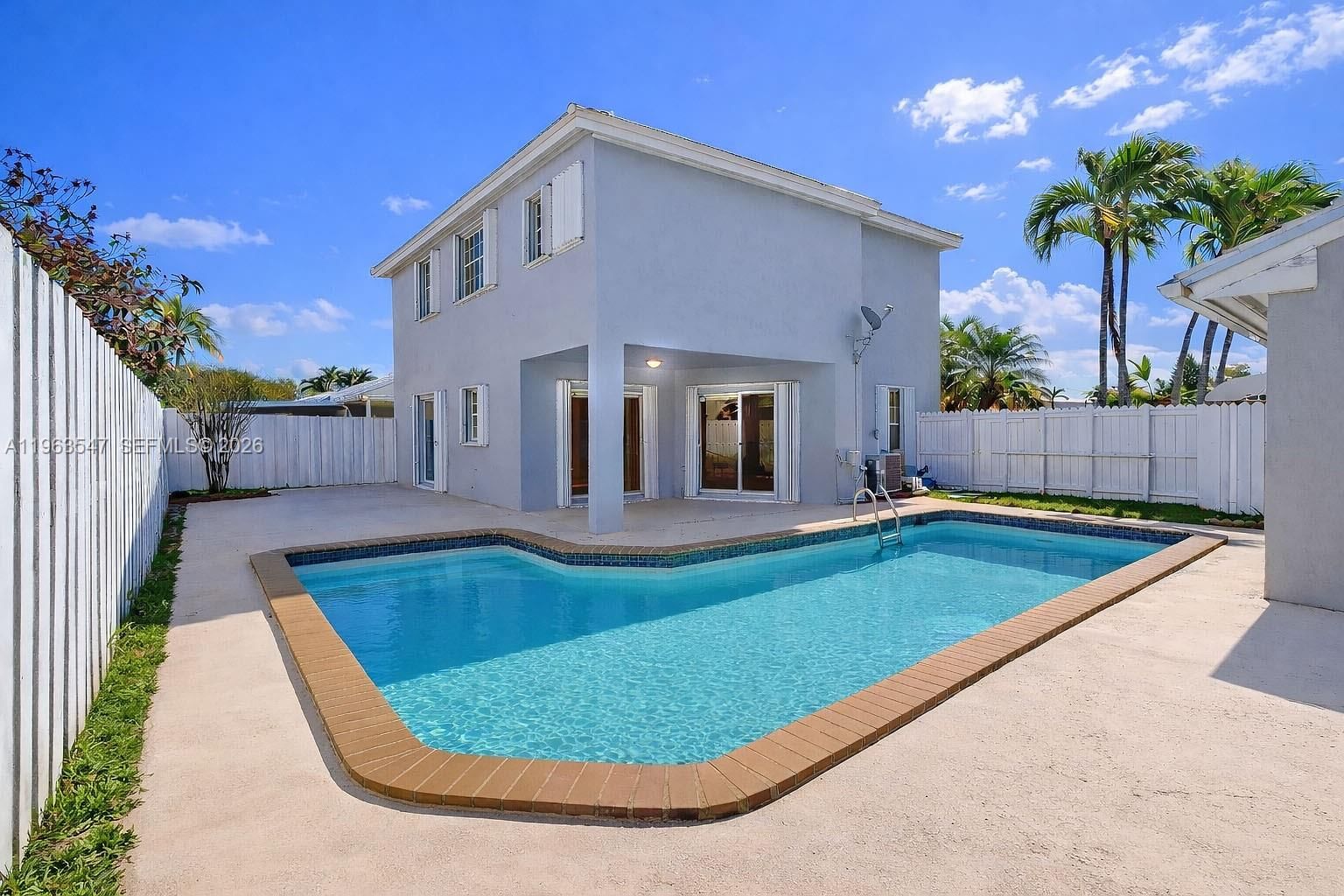 Real estate property located at 6322 112th Pl, Miami-dade, Coral Creek, Miami, FL