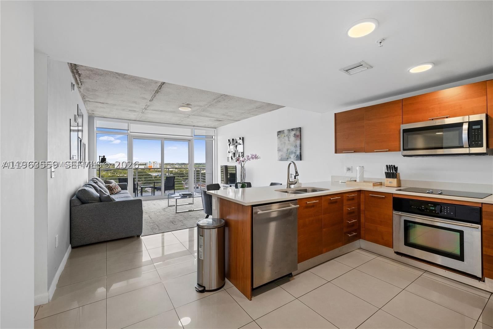 Real estate property located at 3250 1st Ave #1113, Miami-dade, Midblock Miami Condo, Miami, FL