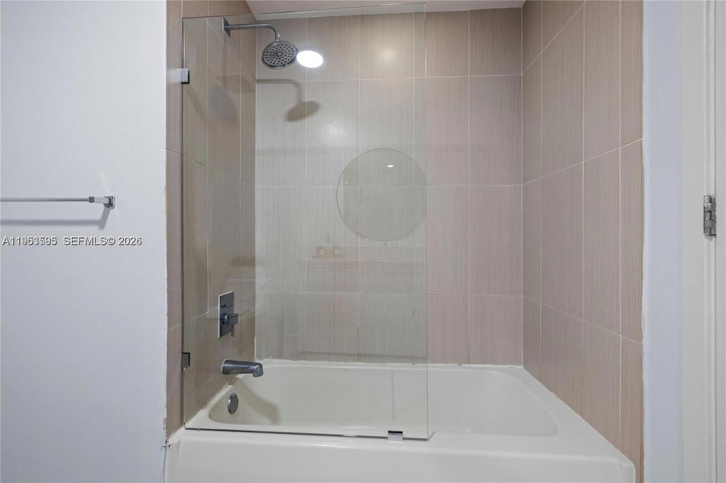 Real estate property located at 3250 1st Ave #516, Miami-dade, Midblock Miami Condo, Miami, FL