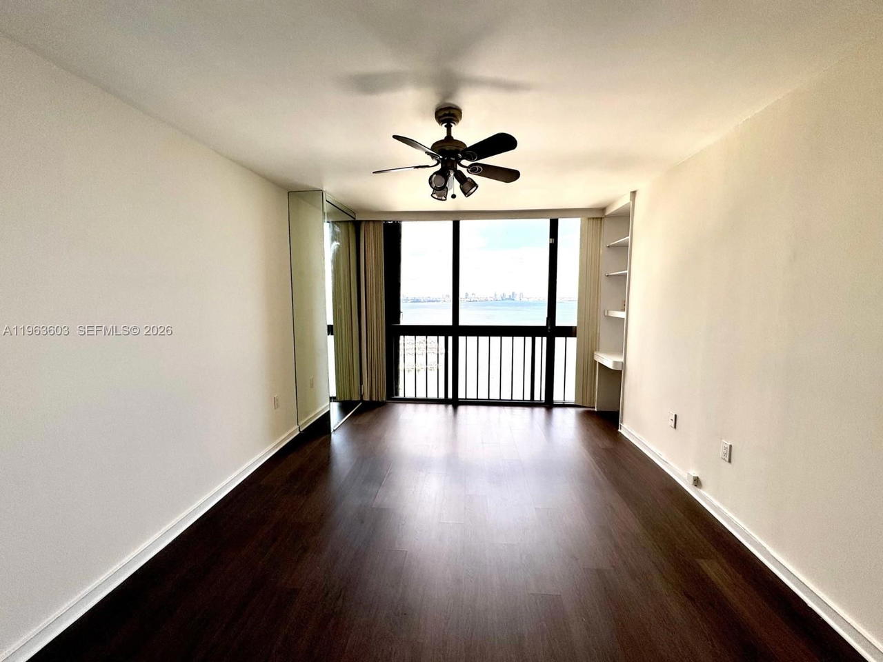 Real estate property located at 2333 Brickell Ave #2607, Miami-dade, Brickell Bay Club Condo, Miami, FL