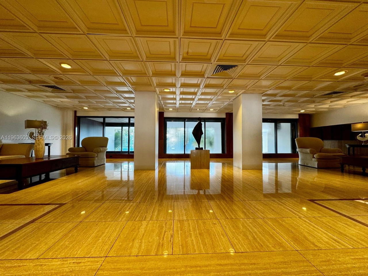 Real estate property located at 2333 Brickell Ave #2607, Miami-dade, Brickell Bay Club Condo, Miami, FL