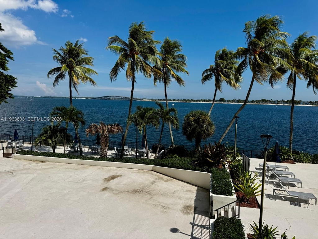 Real estate property located at 2333 Brickell Ave #2607, Miami-dade, Brickell Bay Club Condo, Miami, FL