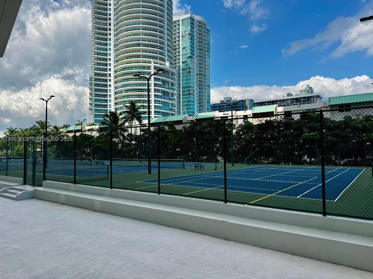 Real estate property located at 2333 Brickell Ave #2607, Miami-dade, Brickell Bay Club Condo, Miami, FL
