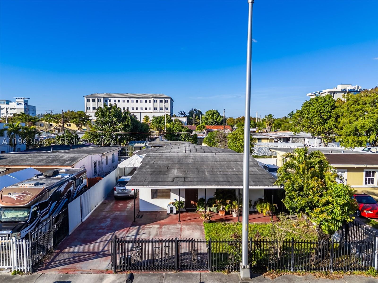 Real estate property located at 533 23rd St, Miami-dade, Hialeah 6th Addn, Hialeah, FL