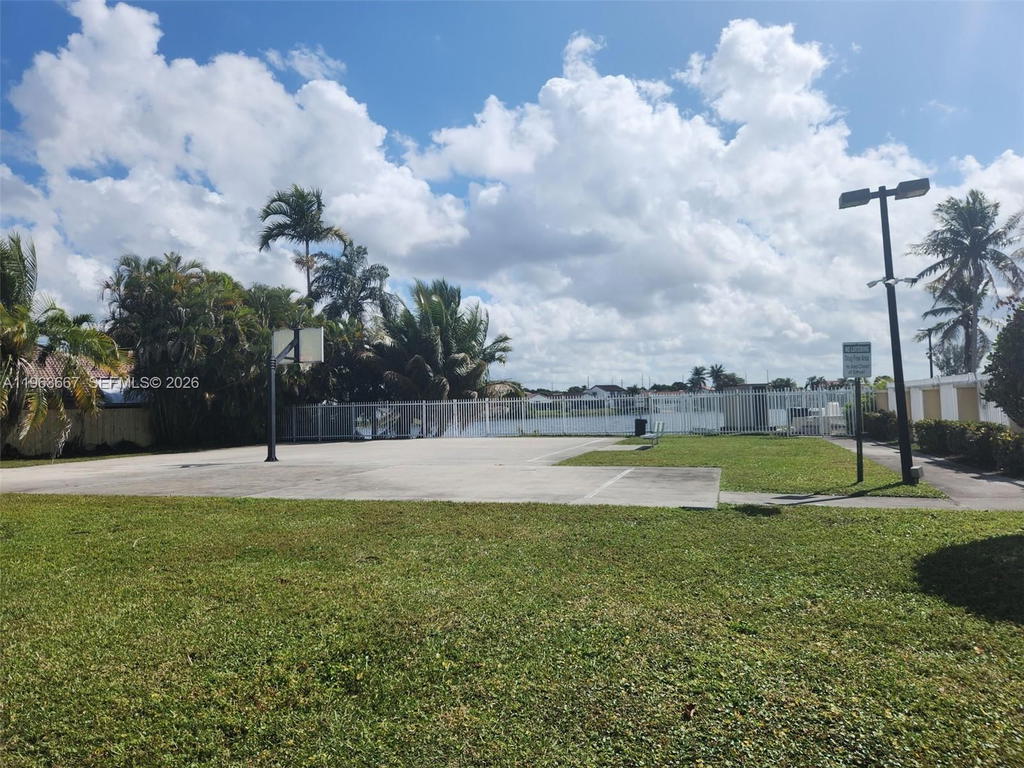 Real estate property located at 18450 56th Pl, Miami-dade, Monterrey 6th Addn, Miami Gardens, FL
