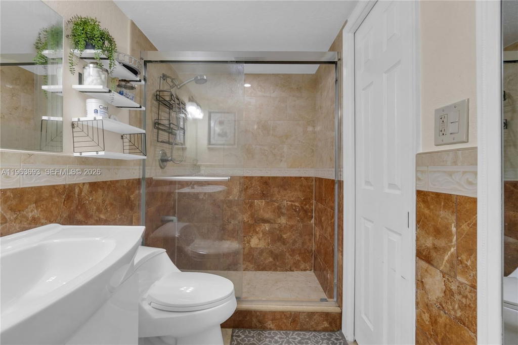 Real estate property located at 17101 57th Ave #110, Miami-dade, El Palmar Condo, Miami Gardens, FL
