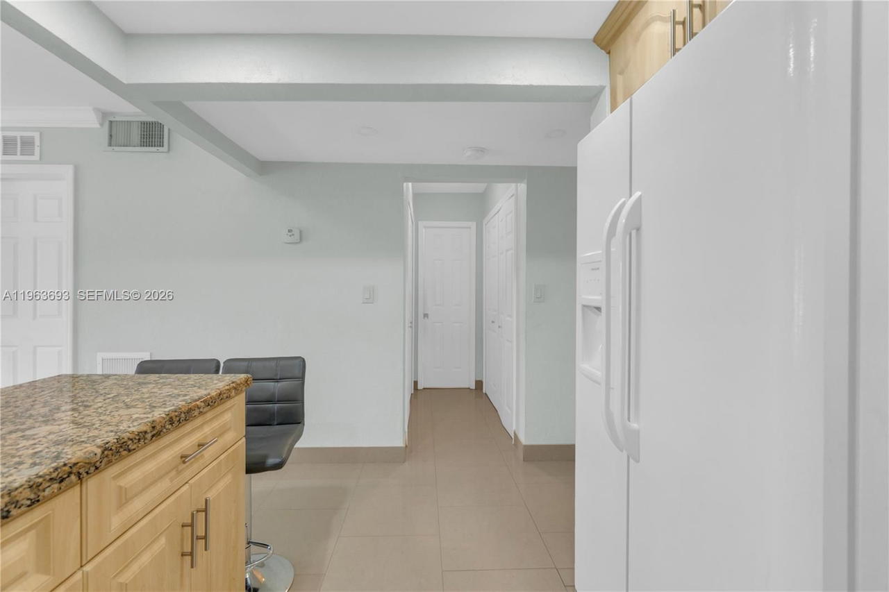 Real estate property located at 17101 57th Ave #110, Miami-dade, El Palmar Condo, Miami Gardens, FL