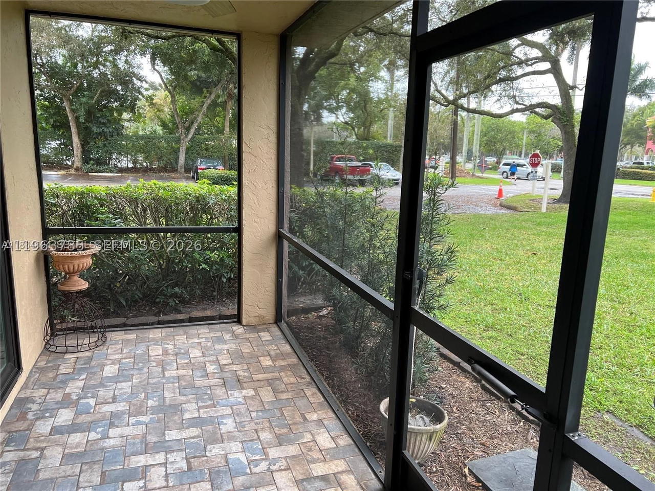 Real estate property located at 6800 Cypress Rd #101, Broward, Royal Palm At Plantation, Plantation, FL