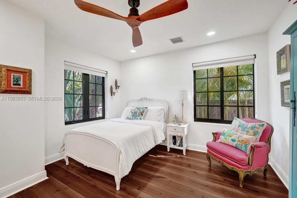 Real estate property located at 1028 Tyler St, Broward, Hollywood Lakes Section, Hollywood, FL
