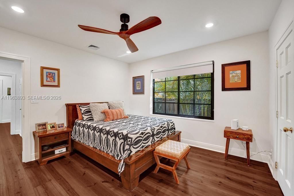 Real estate property located at 1028 Tyler St, Broward, Hollywood Lakes Section, Hollywood, FL