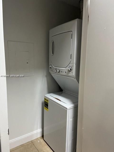 Real estate property located at 9999 Summerbreeze Dr #1009, Broward, 494129ae2050, Sunrise, FL