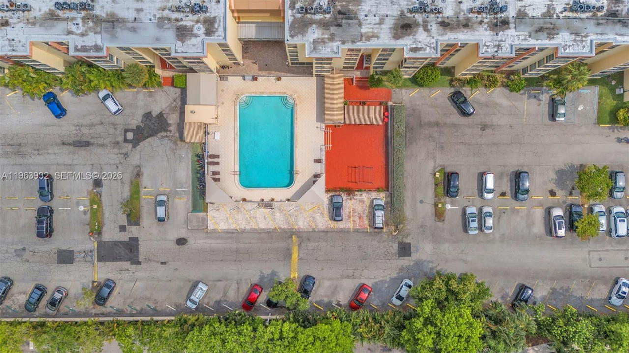 Real estate property located at 200 172nd St #222, Miami-dade, Avila South Condo, Sunny Isles Beach, FL