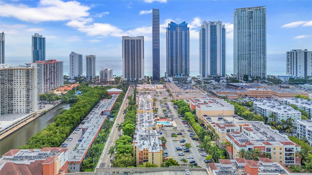 Real estate property located at 200 172nd St #222, Miami-dade, Avila South Condo, Sunny Isles Beach, FL