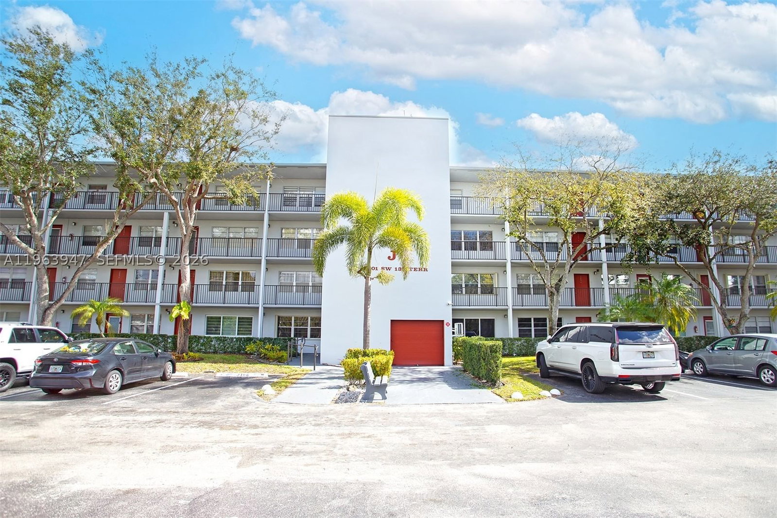 Real estate property located at 1301 135th Ter #413J, Broward, Ivanhoe West At Century V, Pembroke Pines, FL