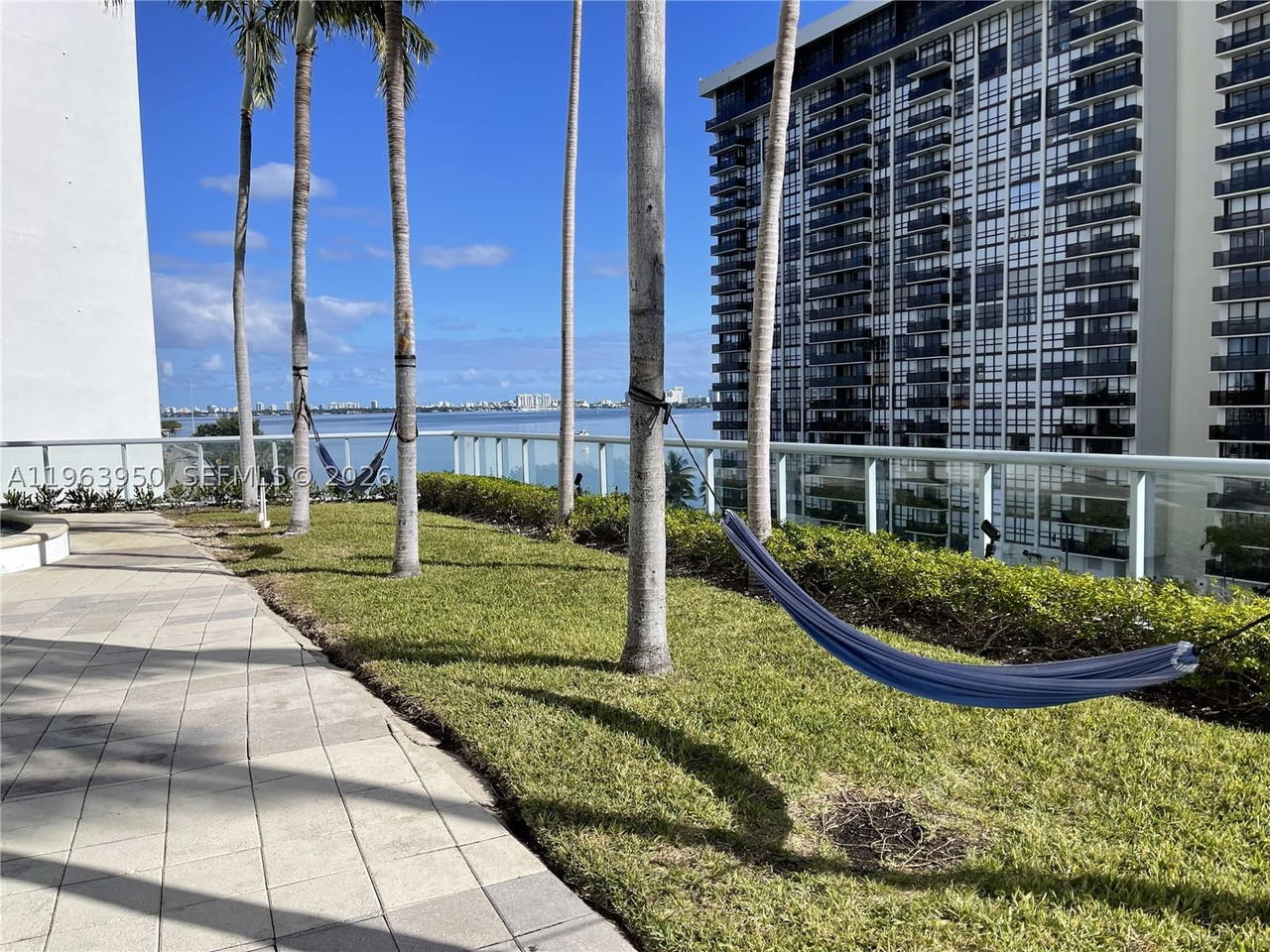 Real estate property located at 601 36th St #2109, Miami-dade, Blue Condo, Miami, FL