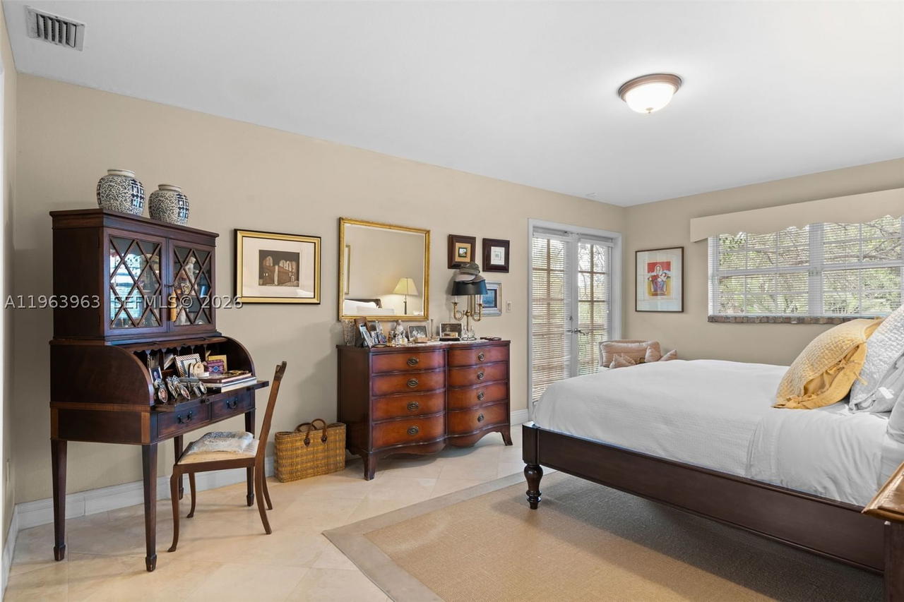 Real estate property located at 1255 Algardi Ave, Miami-dade, Coral Gables Country Club, Coral Gables, FL