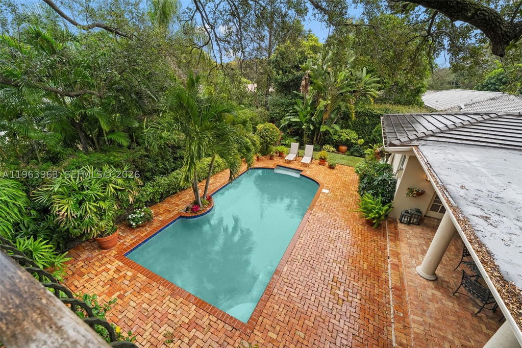 Real estate property located at 1255 Algardi Ave, Miami-dade, Coral Gables Country Club, Coral Gables, FL