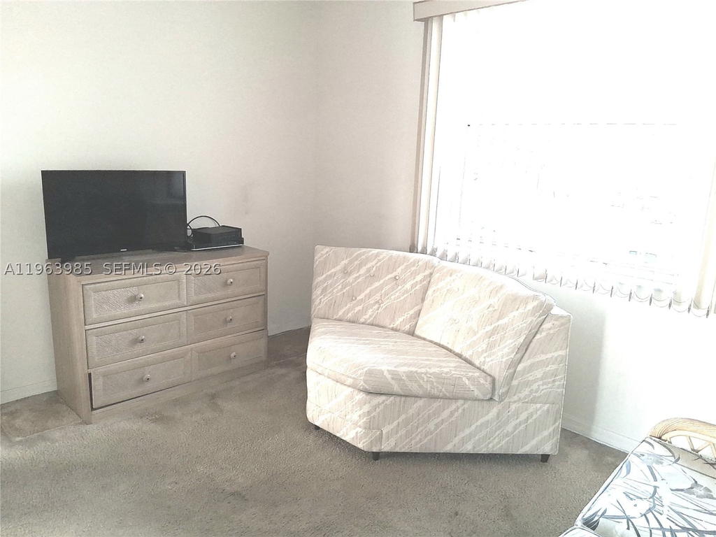 Real estate property located at 10456 24th Pl #206, Broward, Sunrise Lakes 210 Condo, Sunrise, FL