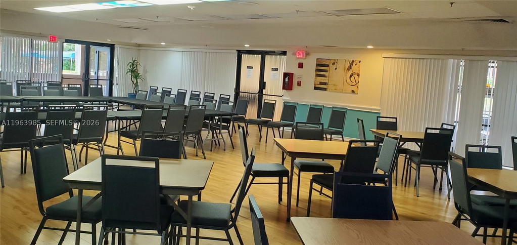 Real estate property located at 10456 24th Pl #206, Broward, Sunrise Lakes 210 Condo, Sunrise, FL