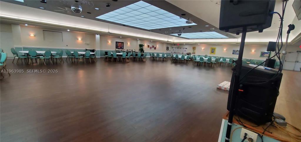 Real estate property located at 10456 24th Pl #206, Broward, Sunrise Lakes 210 Condo, Sunrise, FL