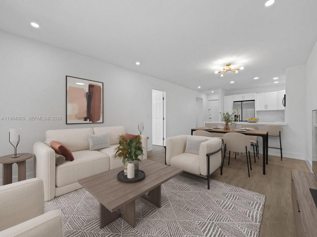 Real estate property located at 8101 Camino Real C-320, Miami-dade, Village Of Kings Creek Co, Miami, FL