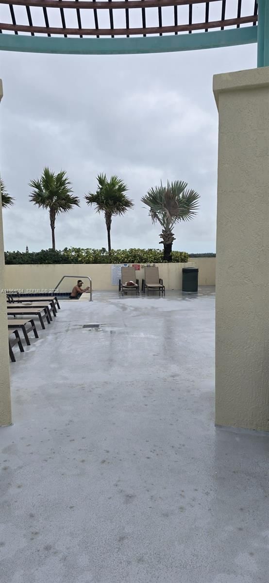 Real estate property located at 7280 90th St #601, Miami-dade, Downtown Dadeland Condo N, Miami, FL