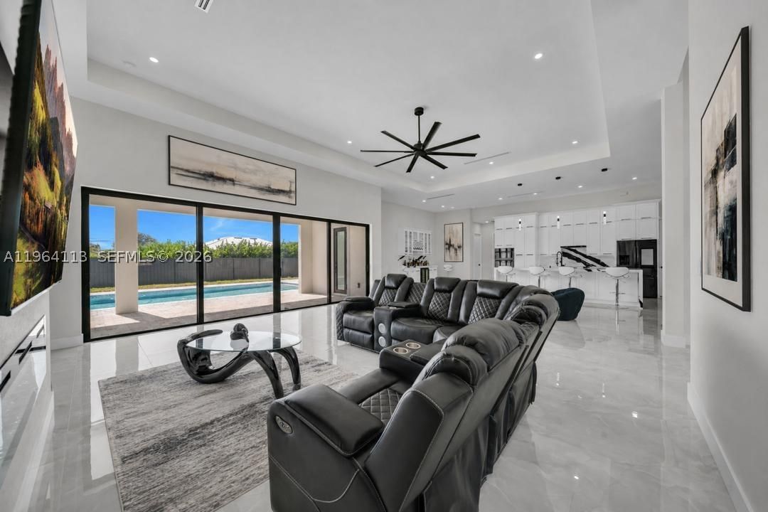 Real estate property located at 302 EL DORADO BLVD, Lee, Cape Coral, Cape Coral, FL