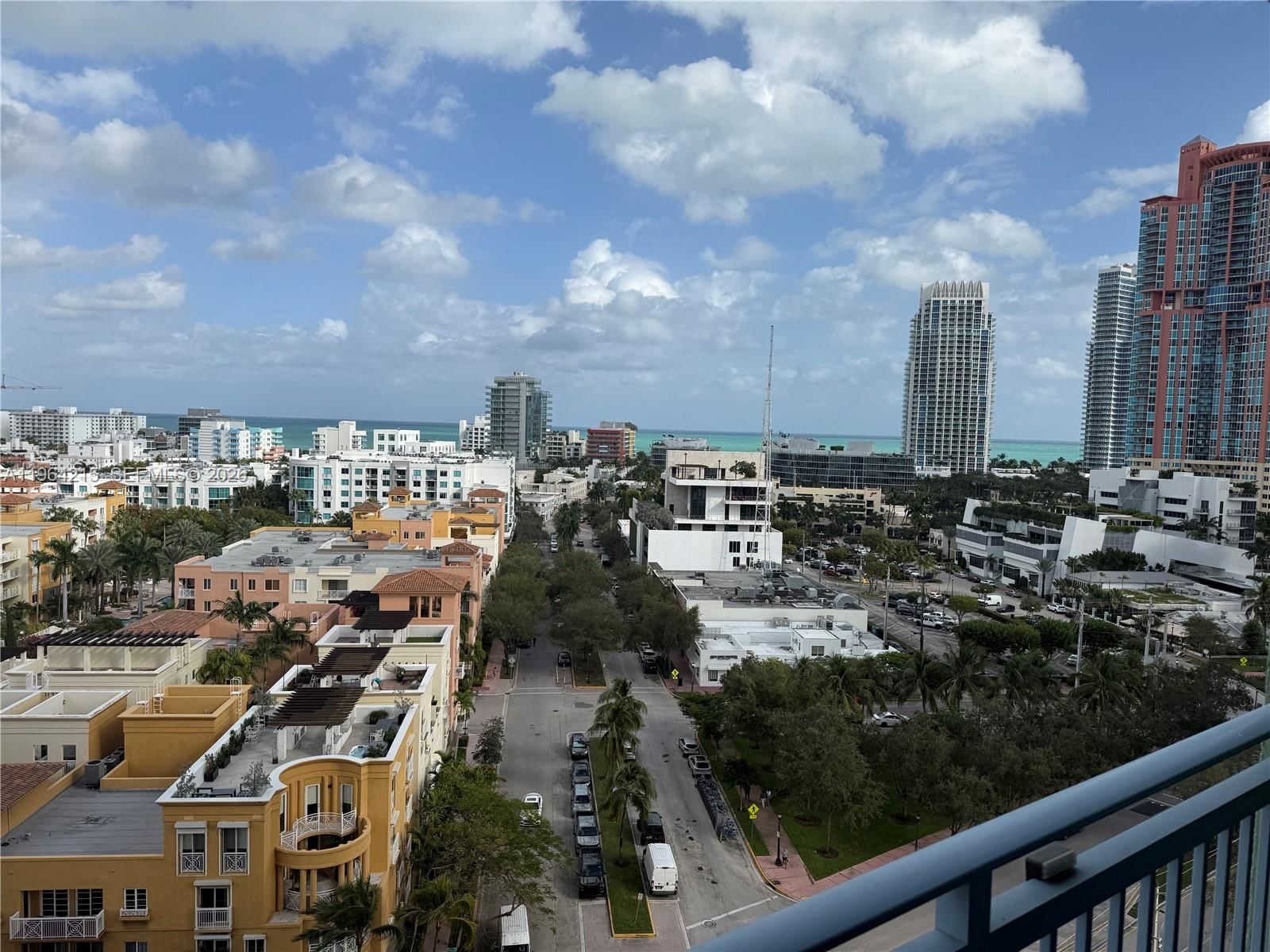 Real estate property located at 90 Alton Rd #1407, Miami-dade, Yacht Club At Portofino C, Miami Beach, FL