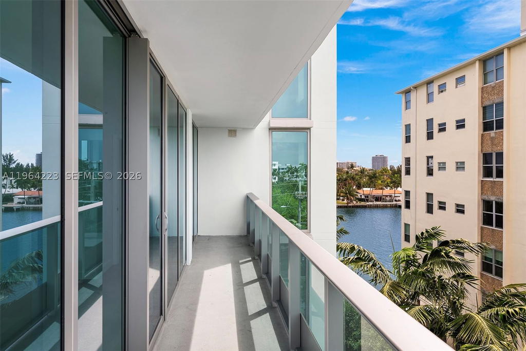 Real estate property located at 9201 Bay Harbor Drive #502, Miami-dade, La Baia Bay Harbor Islands, Bay Harbor Islands, FL