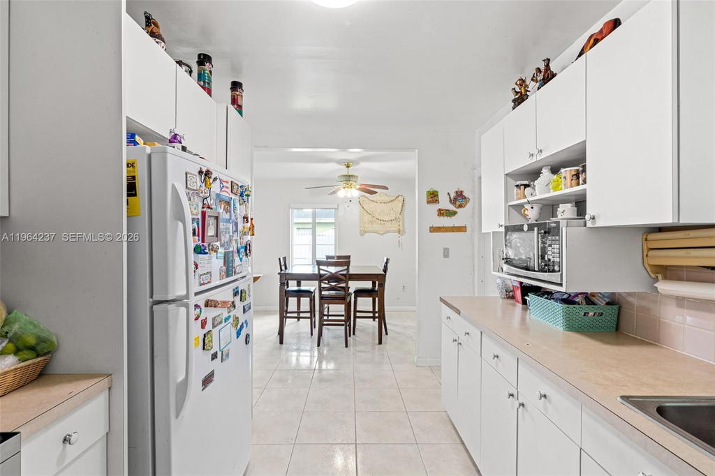 Real estate property located at 15401 28th Ct, Miami-dade, Guava Grove Estates 1st A, Miami Gardens, FL
