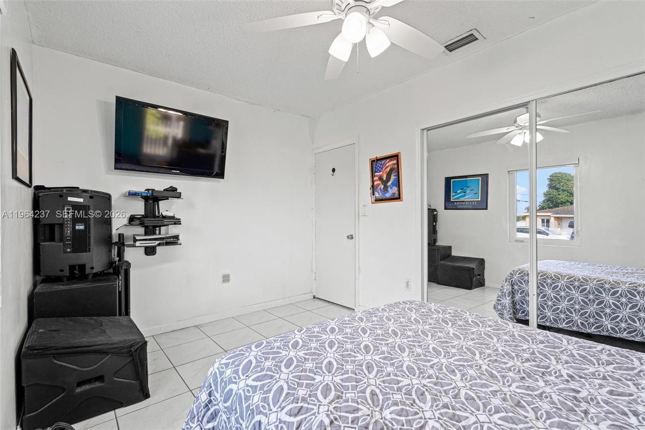 Real estate property located at 15401 28th Ct, Miami-dade, Guava Grove Estates 1st A, Miami Gardens, FL
