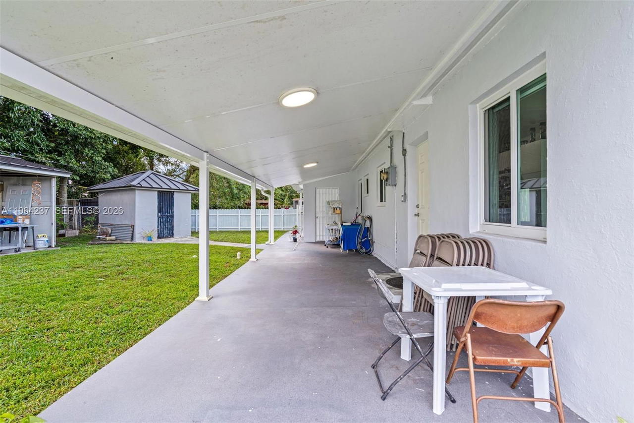 Real estate property located at 15401 28th Ct, Miami-dade, Guava Grove Estates 1st A, Miami Gardens, FL