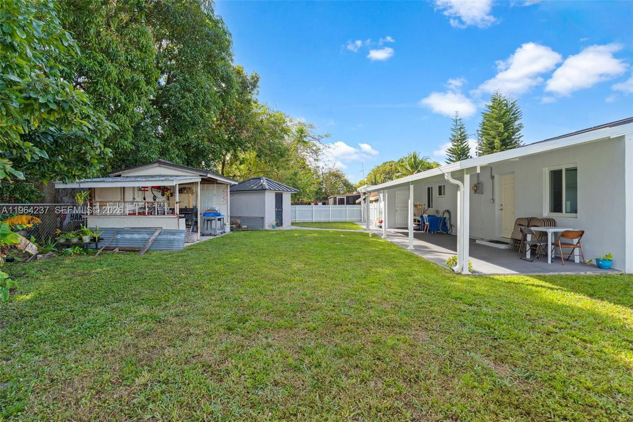 Real estate property located at 15401 28th Ct, Miami-dade, Guava Grove Estates 1st A, Miami Gardens, FL