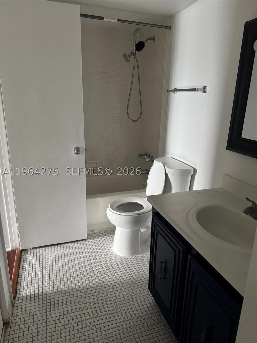 Real estate property located at 496 165th St Rd D-614, Miami-dade, Montecarlo Condo, Miami, FL