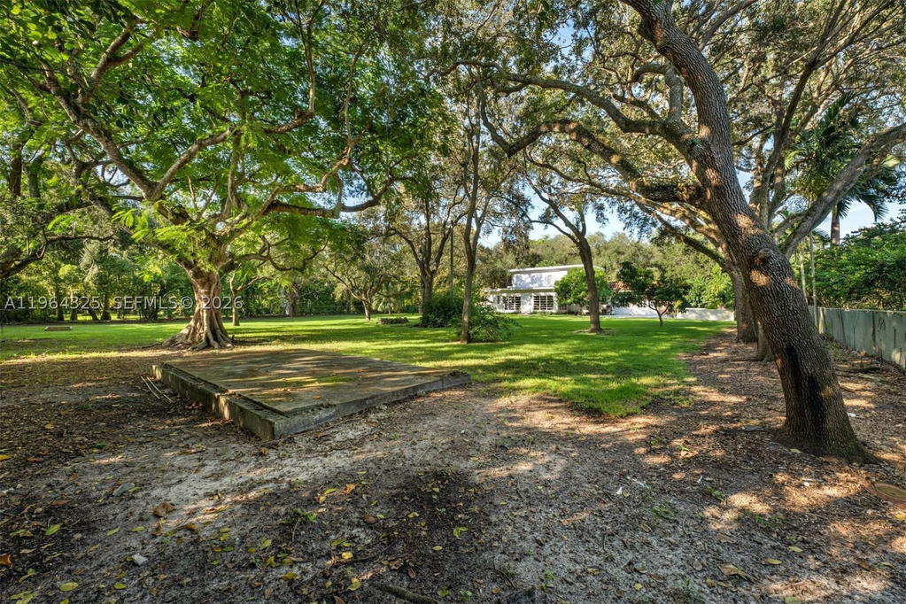 Real estate property located at 7301 Ponce De Leon Rd, Miami-dade, Unknown, Miami, FL