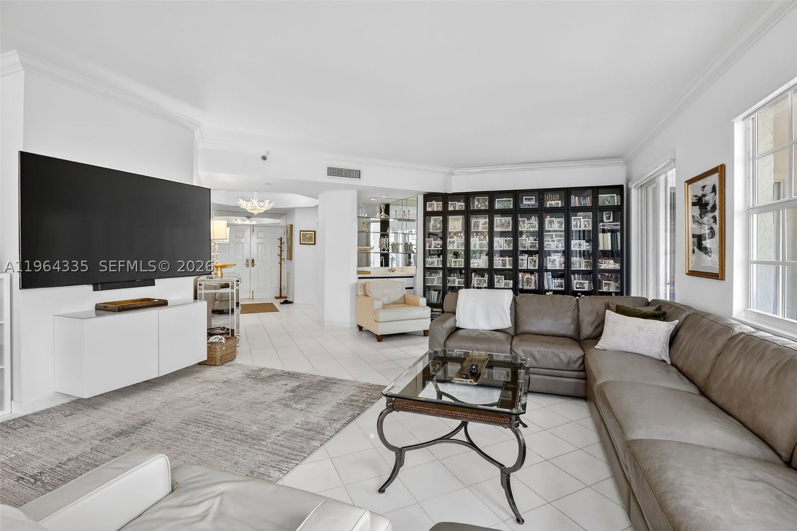 Real estate property located at 3500 ISLAND BL D-201, Miami-dade, Williams Island, Aventura, FL
