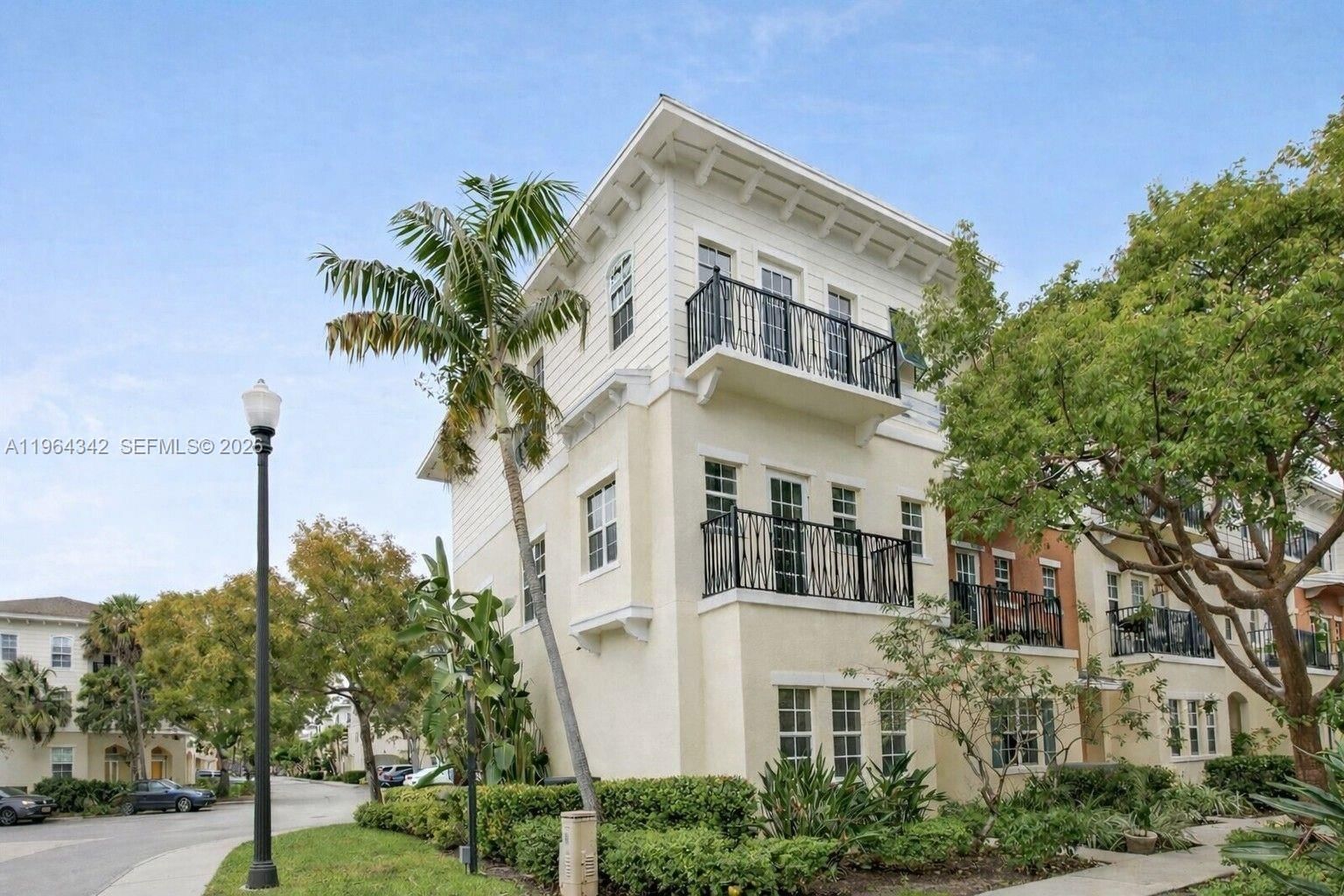Real estate property located at 630 1st Dr, Broward, Cypress Grove, Pompano Beach, FL