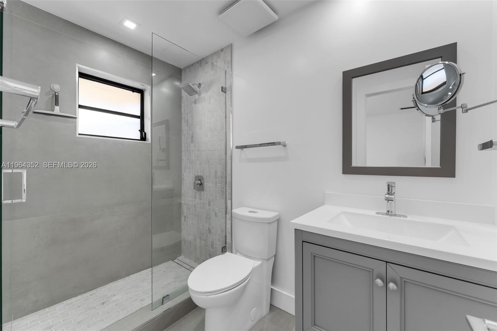 Real estate property located at 6346 136th Ct #110-H, Miami-dade, Kendall Lakes East Patio, Miami, FL
