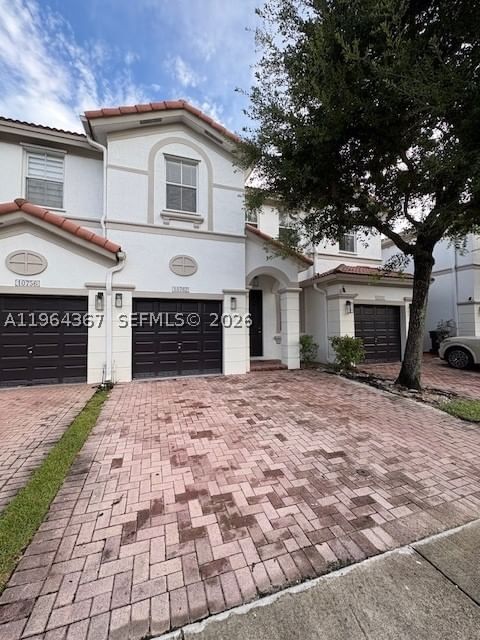Real estate property located at 10762 80th Ln, Miami-dade, Islands At Doral 1st Addn, Doral, FL