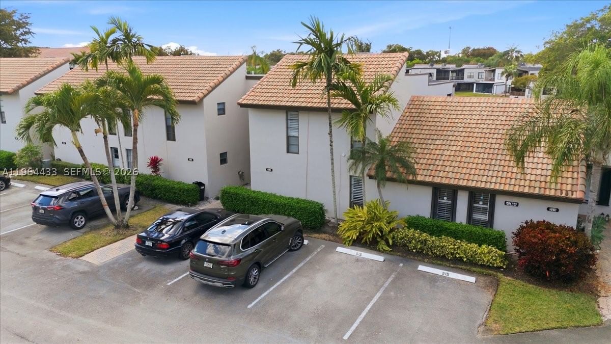 Real estate property located at 958 Mockingbird Ln #514, Broward, Trellises 5a Condo, Plantation, FL