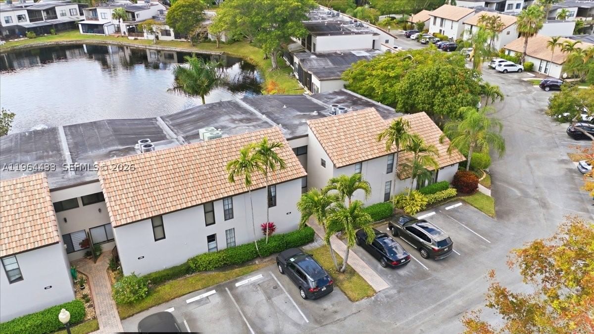 Real estate property located at 958 Mockingbird Ln #514, Broward, Trellises 5a Condo, Plantation, FL