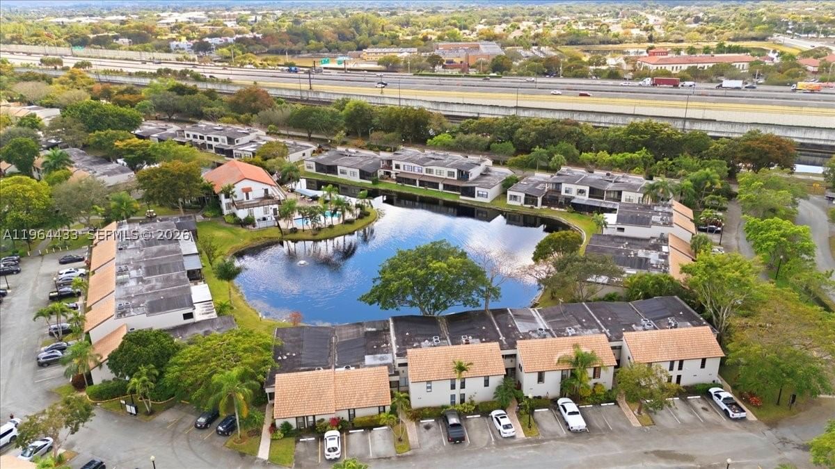 Real estate property located at 958 Mockingbird Ln #514, Broward, Trellises 5a Condo, Plantation, FL