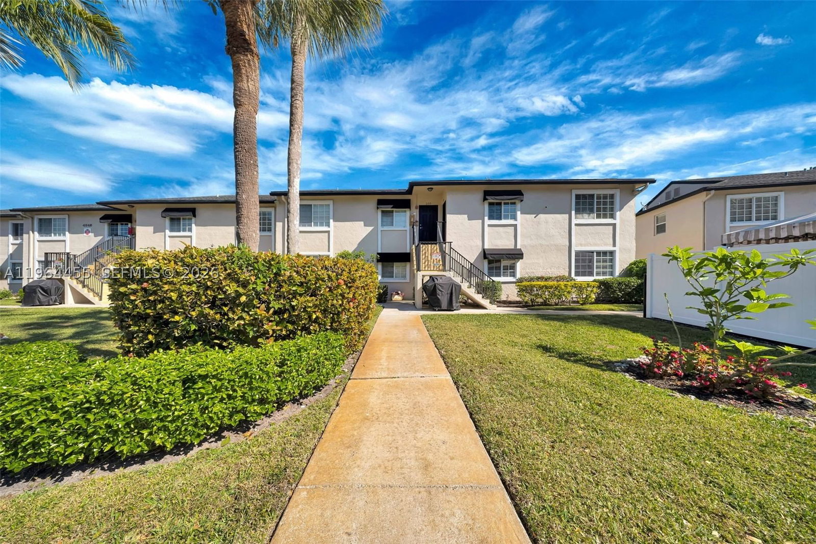 Real estate property located at 4040 Crystal Lake Dr #105, Broward, Ninth Green At Crystal La, Deerfield Beach, FL
