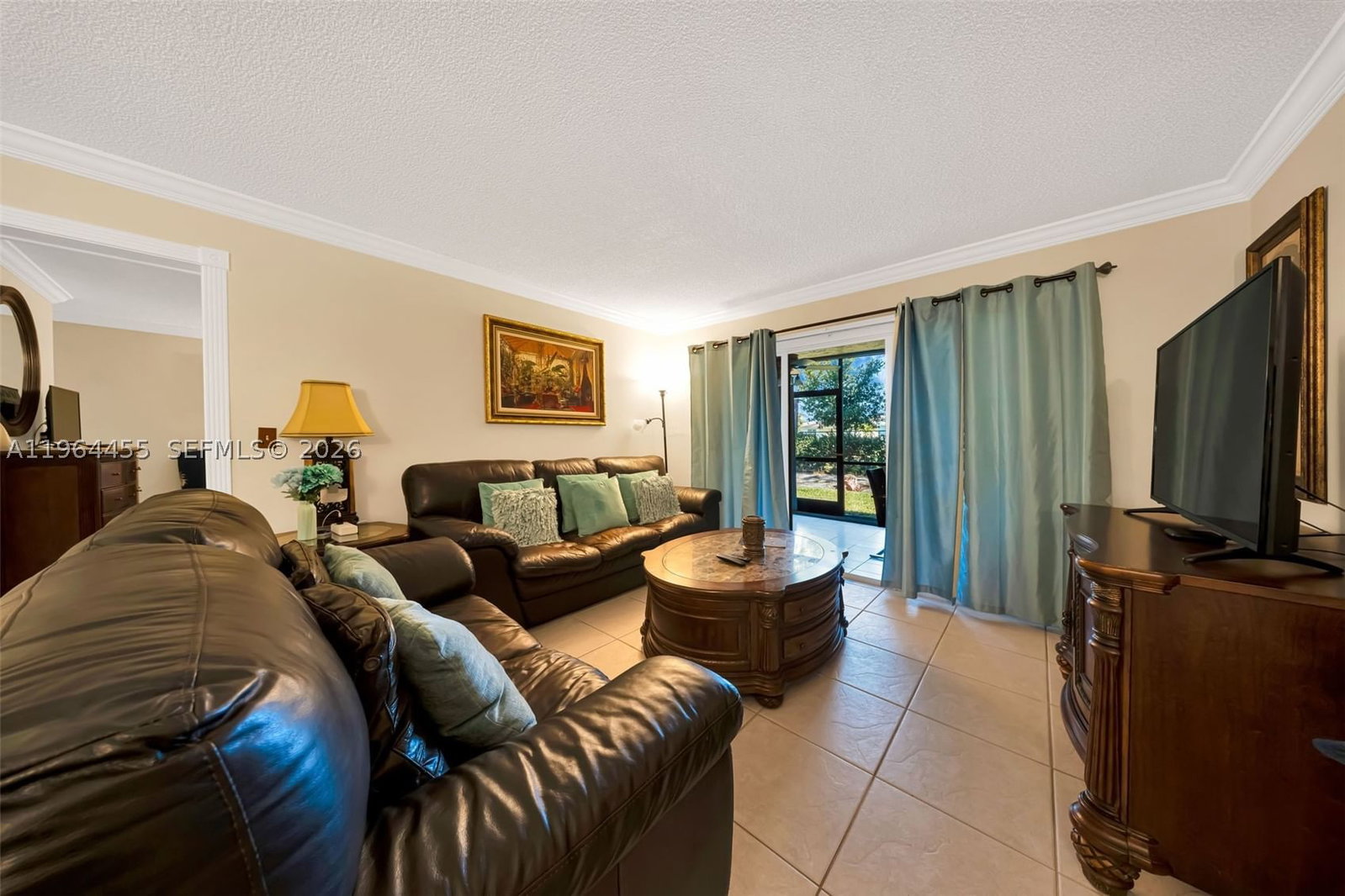 Real estate property located at 4040 Crystal Lake Dr #105, Broward, Ninth Green At Crystal La, Deerfield Beach, FL