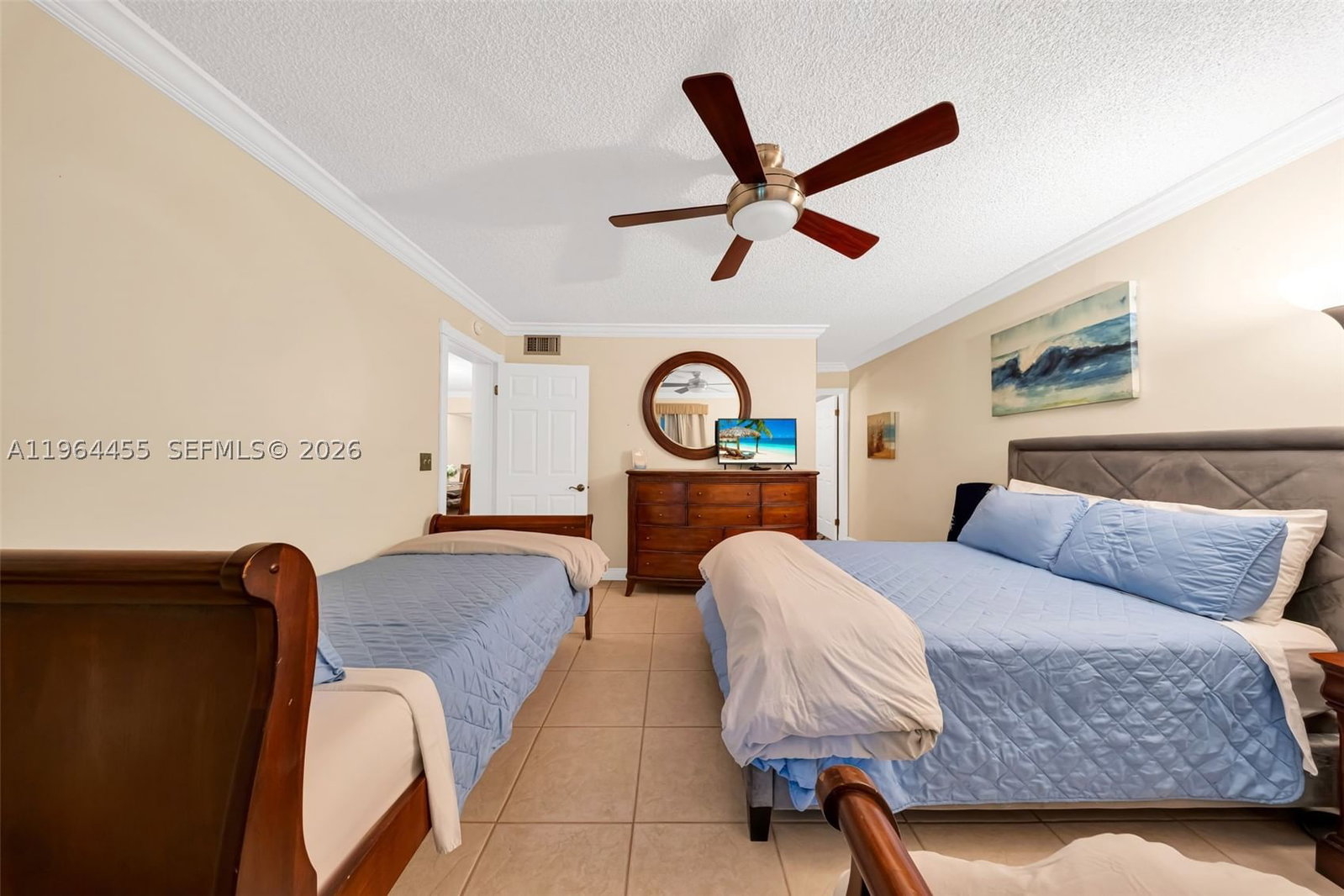Real estate property located at 4040 Crystal Lake Dr #105, Broward, Ninth Green At Crystal La, Deerfield Beach, FL
