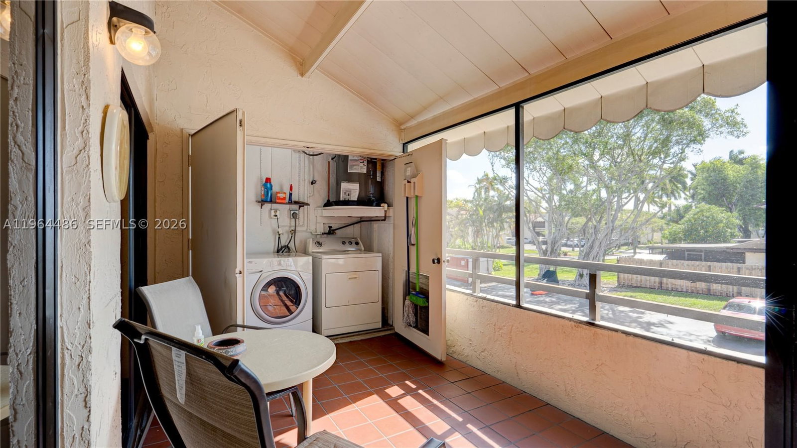 Real estate property located at 20120 3rd Ct #8, Miami-dade, Quatraine Condo Ii Ph Iii, Miami, FL