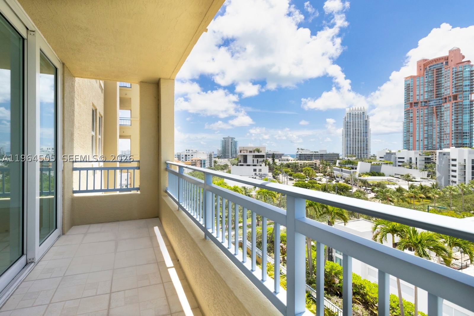 Real estate property located at 90 Alton Rd #902, Miami-dade, Yacht Club At Portofino C, Miami Beach, FL