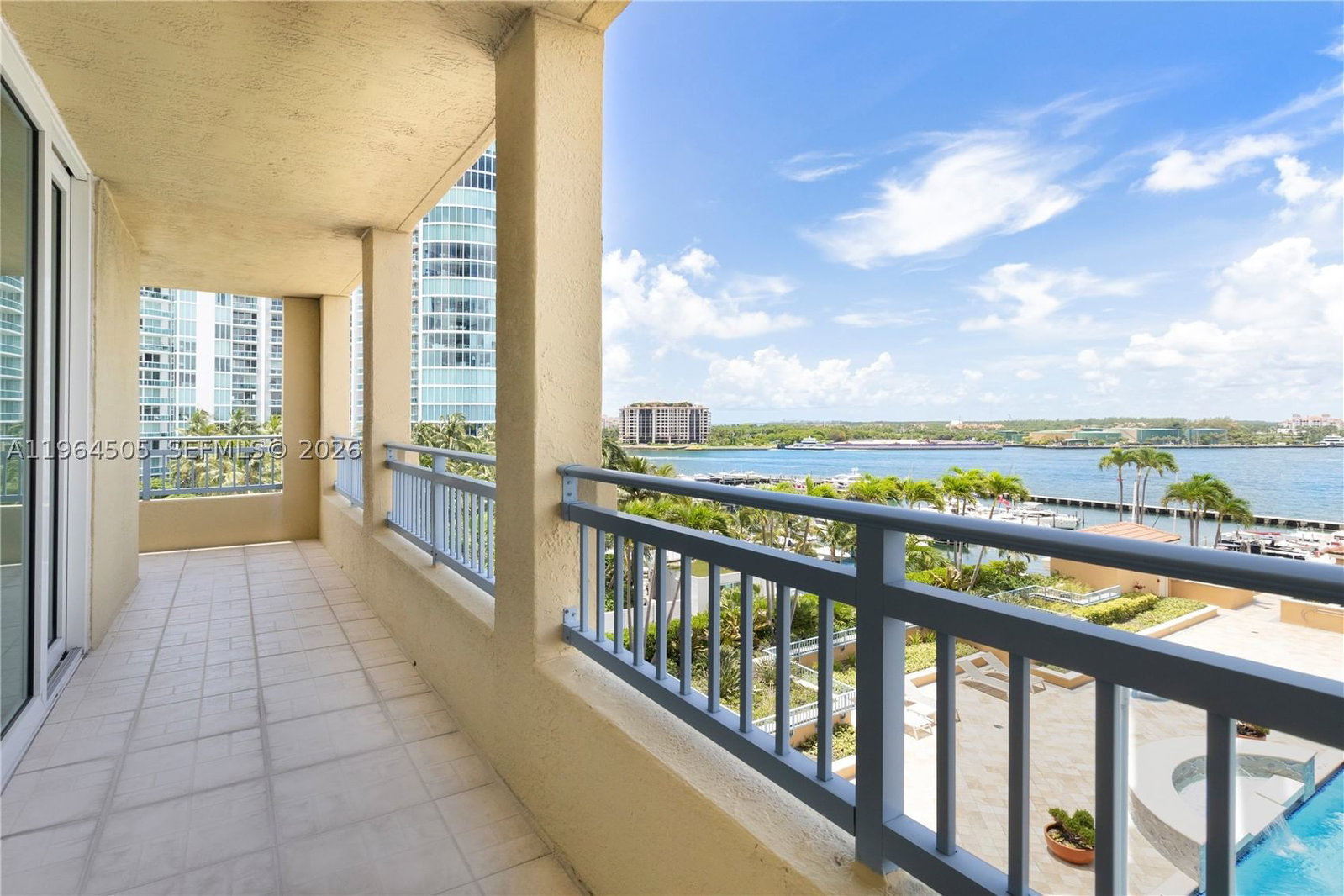 Real estate property located at 90 Alton Rd #902, Miami-dade, Yacht Club At Portofino C, Miami Beach, FL