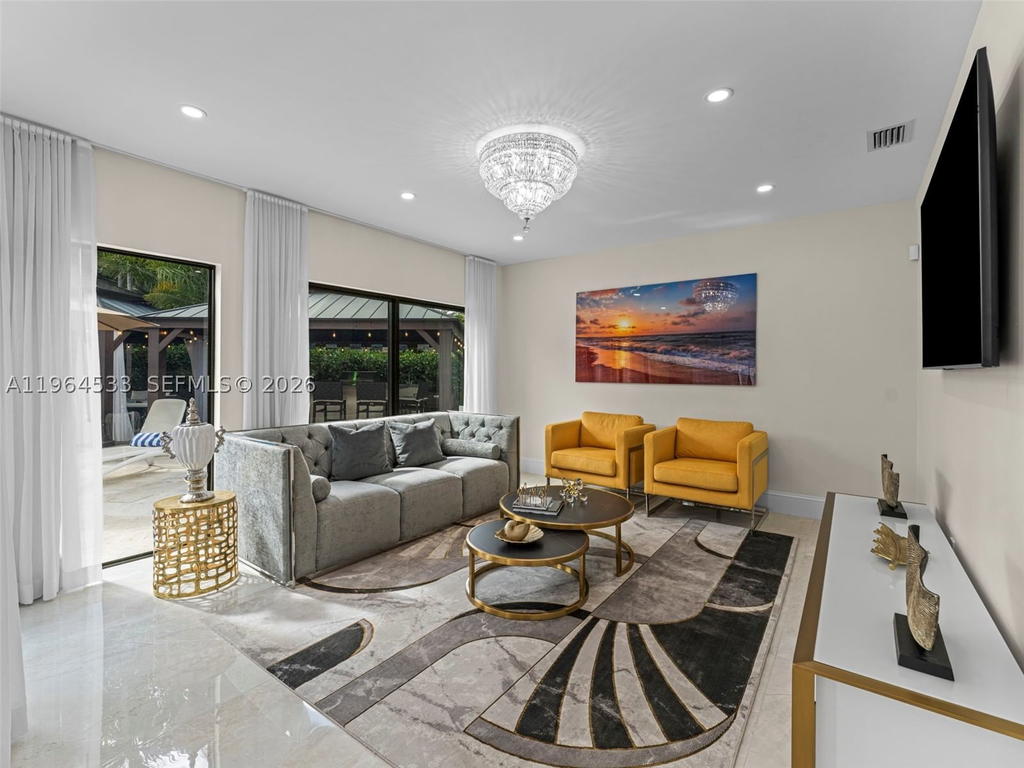 Real estate property located at 6180 Pine Tree Dr, Miami-dade, Beach View Addn, Miami Beach, FL
